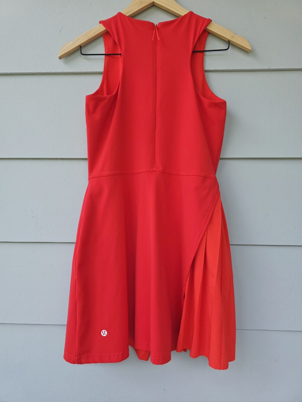 Lululemon Nulux Asymmetrical Tennis Dress (6). MRSN $138 - Picture 5 of 16